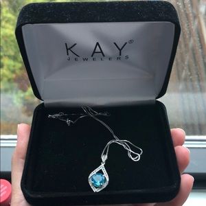 (MOVING SALE) Necklace